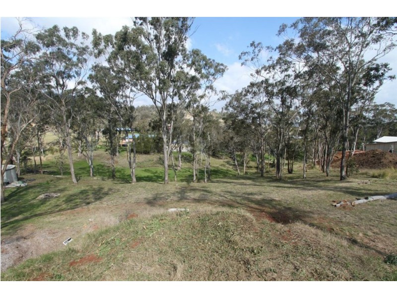 1 Lowe Court, Top Camp QLD 4350