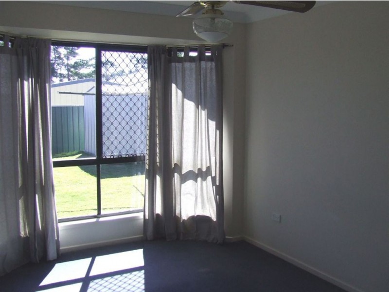 25 Prime Minister Drive, Middle Ridge QLD 4350