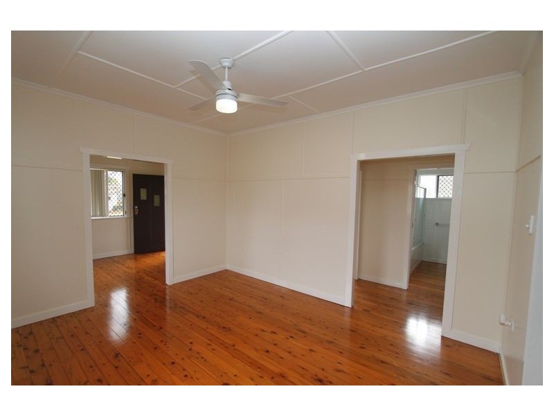 12 Power Street, Harristown QLD 4350
