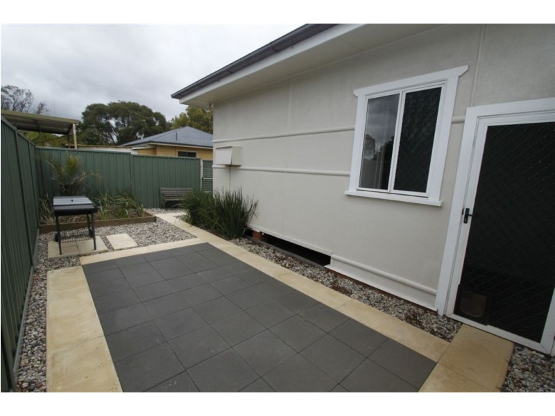 12 Power Street, Harristown QLD 4350