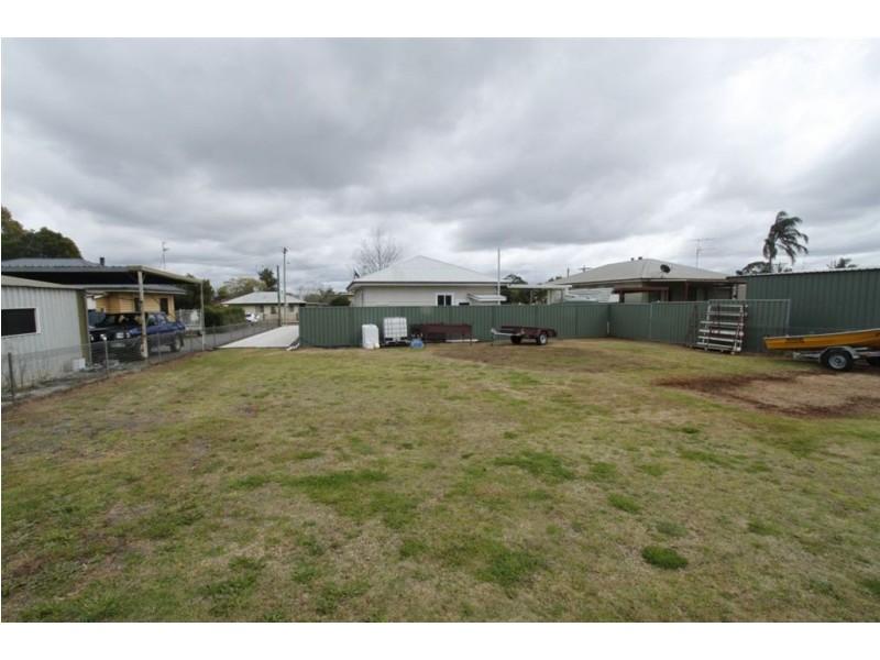 12A Power Street, Harristown QLD 4350