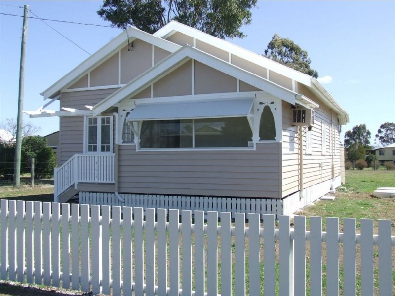 6 Lucy Street, Cambooya QLD 4358