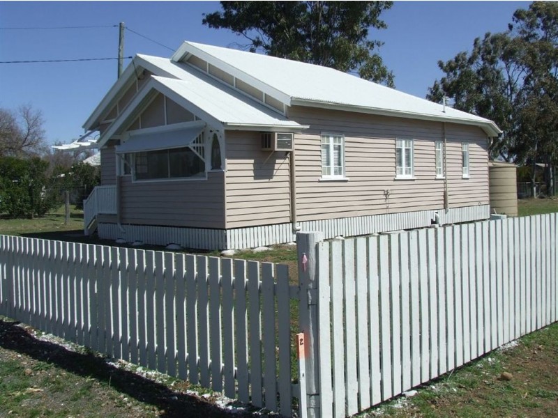 6 Lucy Street, Cambooya QLD 4358