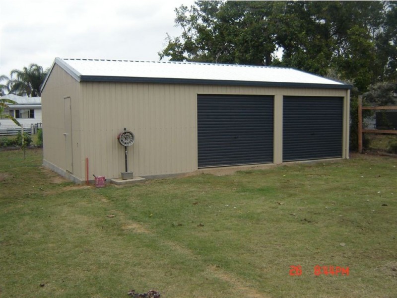 14 Cheetham Street, Cecil Plains QLD 4407