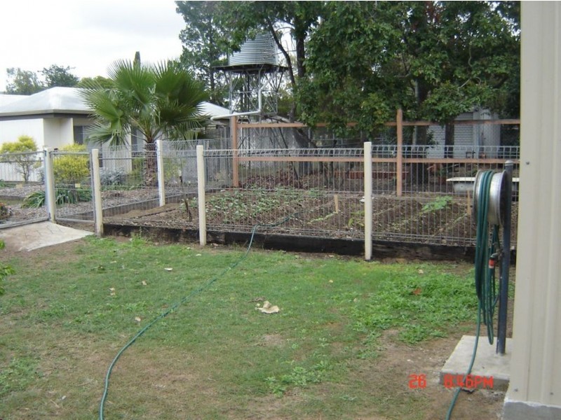 14 Cheetham Street, Cecil Plains QLD 4407