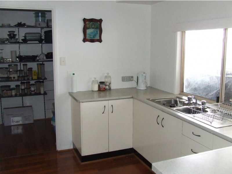 15 Alfred Street, Cambooya QLD 4358