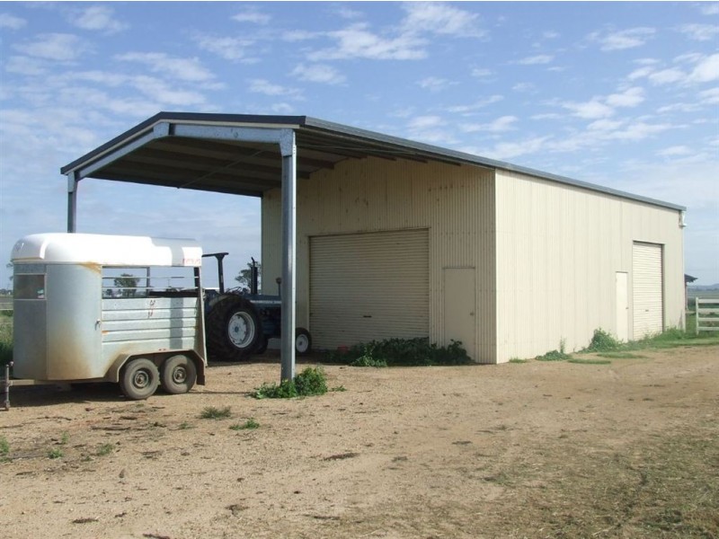 - Umbiram, Wyreema QLD 4352
