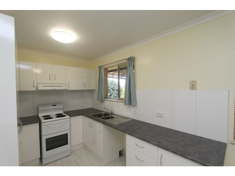 10 Holberton Street, Rockville QLD 4350