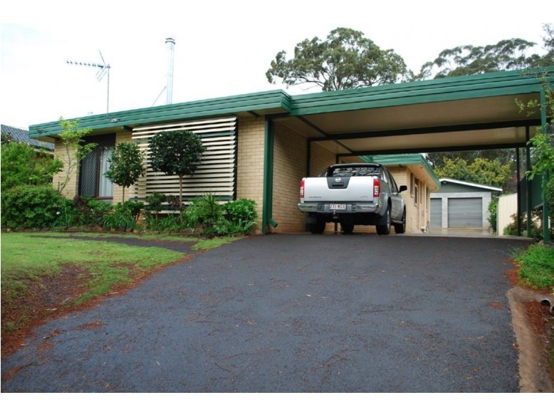 58 Stuart Street, Mount Lofty QLD 4350