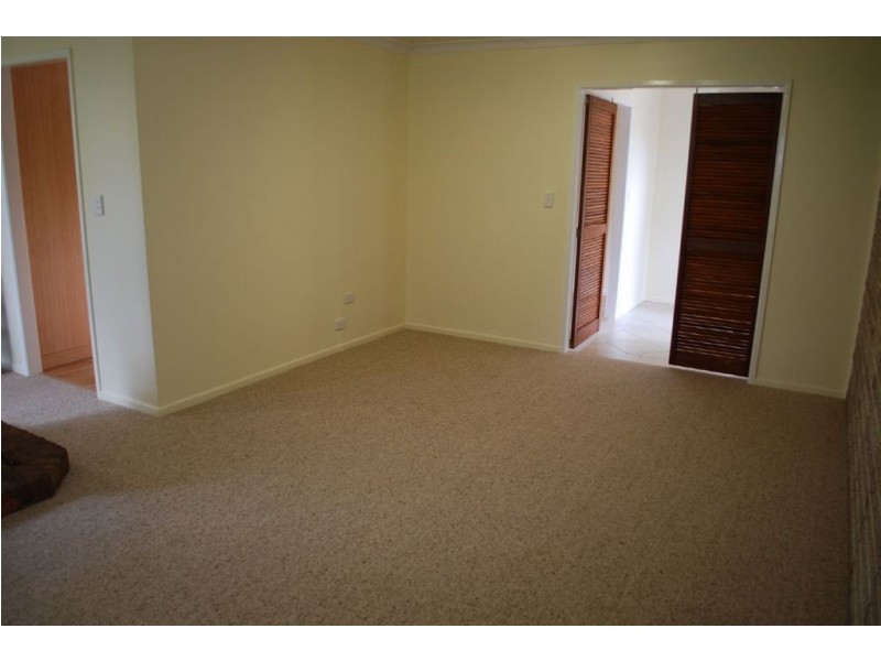 58 Stuart Street, Mount Lofty QLD 4350