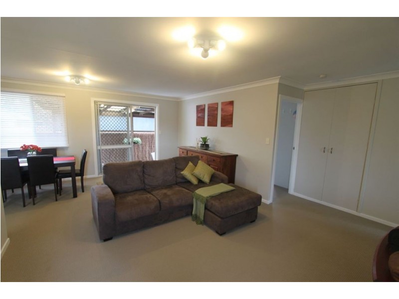 6 Janet Court, Wilsonton QLD 4350
