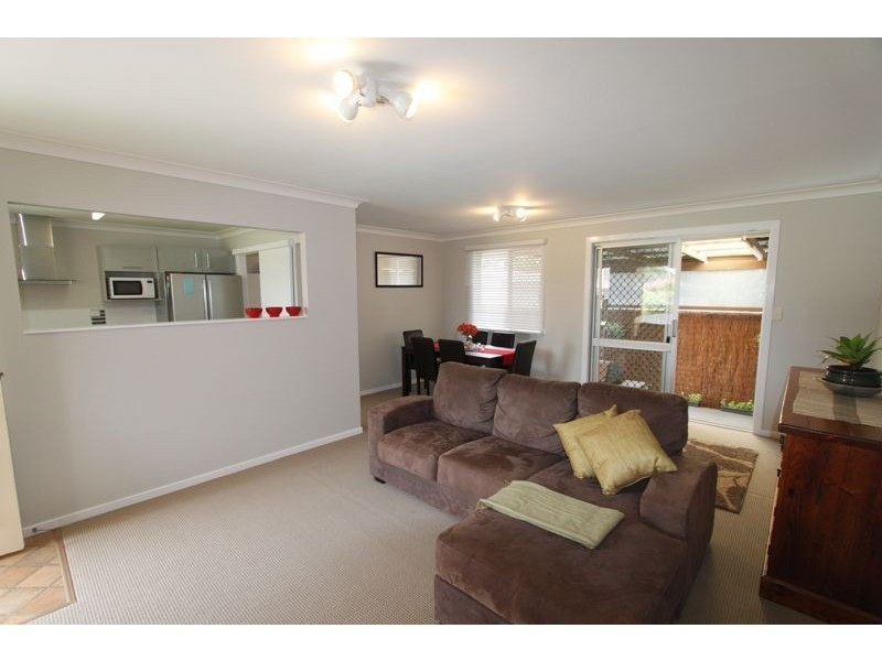 6 Janet Court, Wilsonton QLD 4350