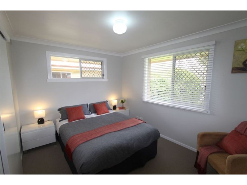6 Janet Court, Wilsonton QLD 4350