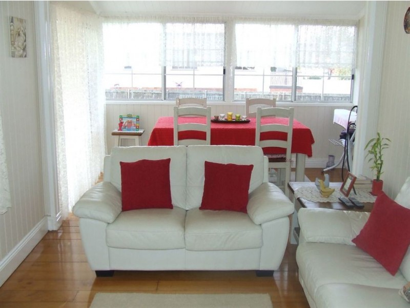 137 Holberton Street, Newtown QLD 4350