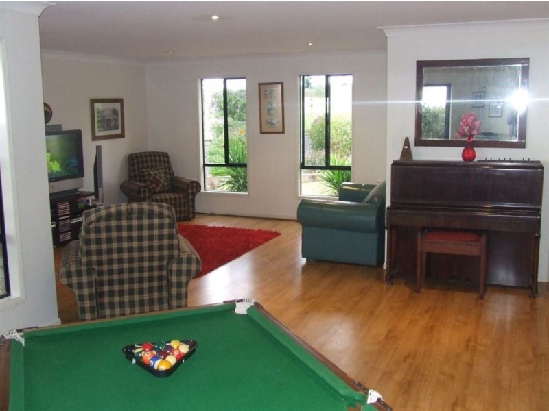 142 Althaus Road, Westbrook QLD 4350