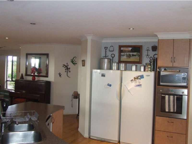 142 Althaus Road, Westbrook QLD 4350