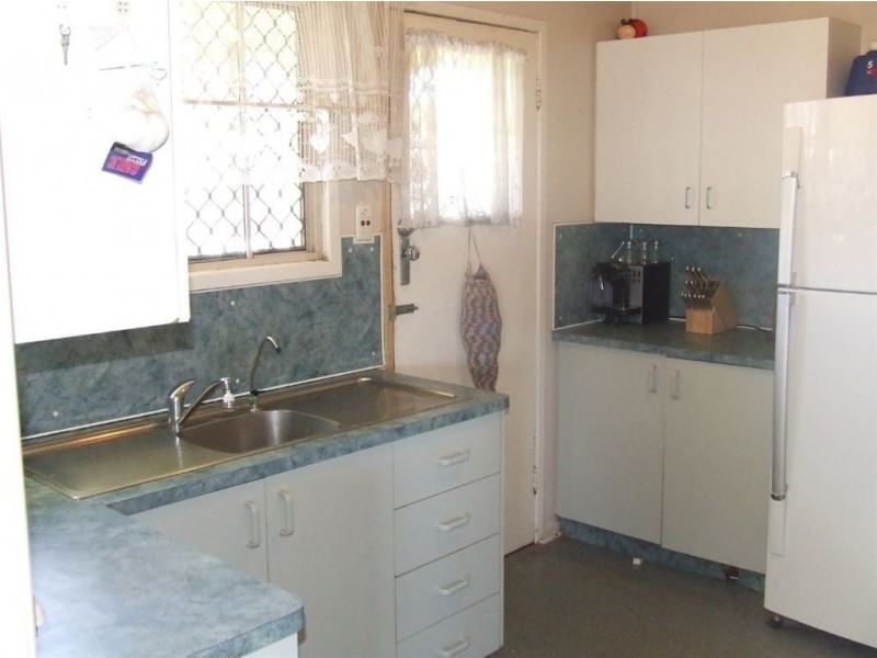 34 Gleeson Crescent, Harlaxton QLD 4350