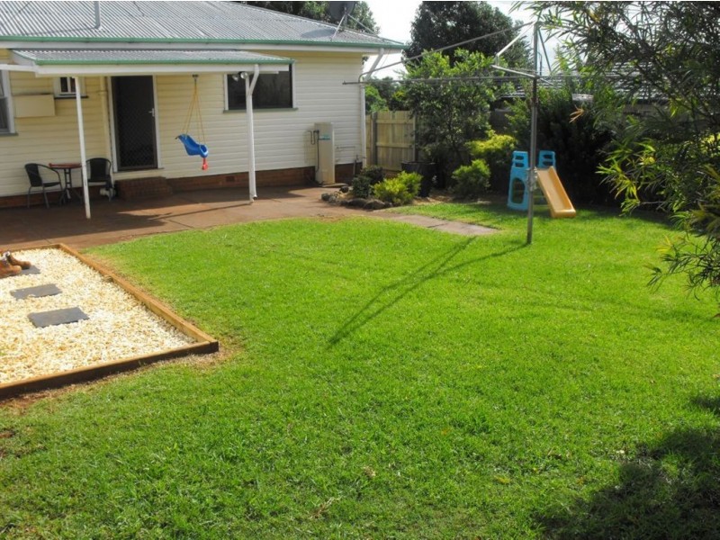 416 Alderley Street, Harristown QLD 4350