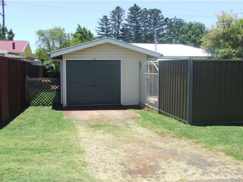 416 Alderley Street, Harristown QLD 4350