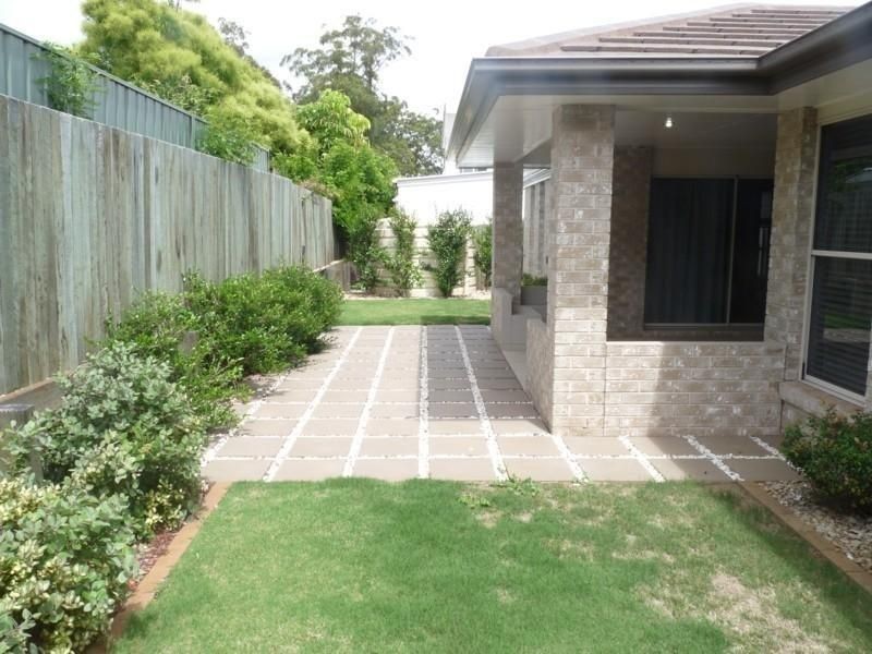 4 Saba Court, Middle Ridge QLD 4350
