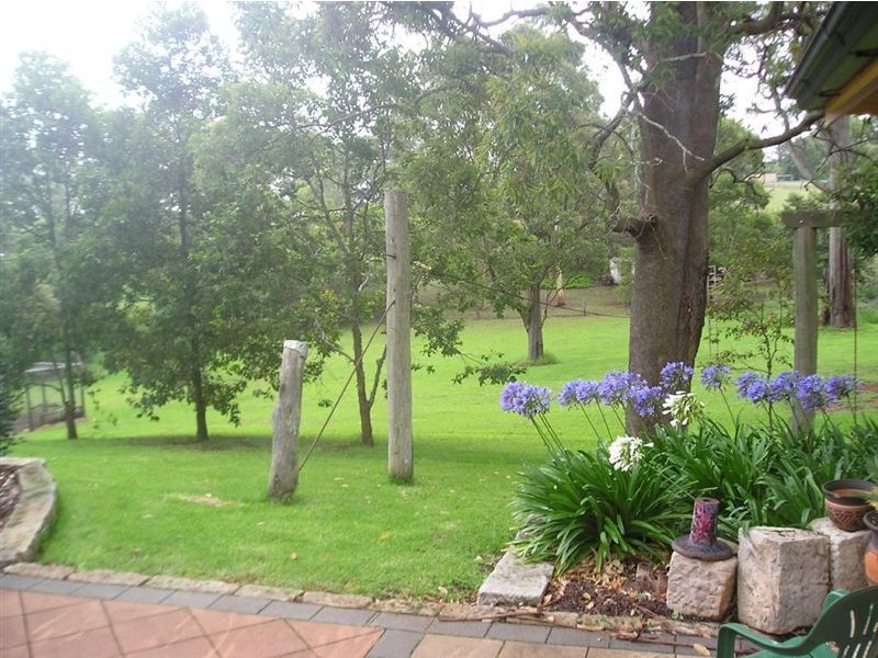 10 Bluemeadows Court, Blue Mountain Heights QLD 4350