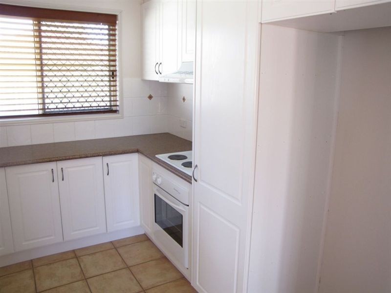 2/55 High Street, Rangeville QLD 4350