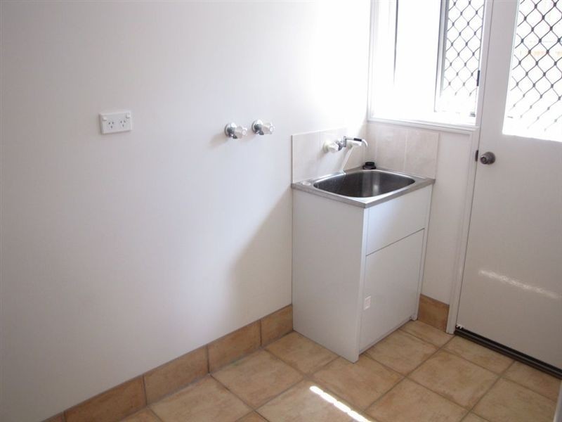 2/55 High Street, Rangeville QLD 4350