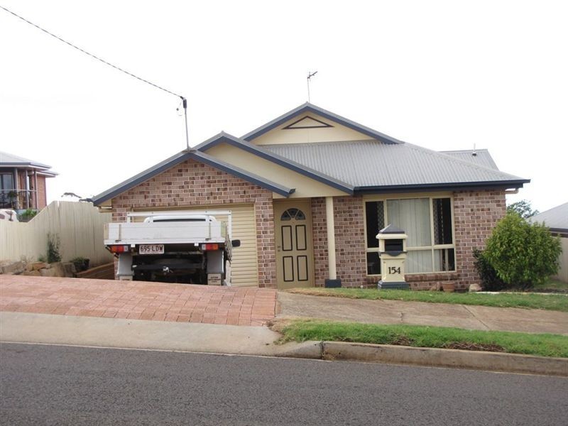 154 Baker Street, Darling Heights QLD 4350