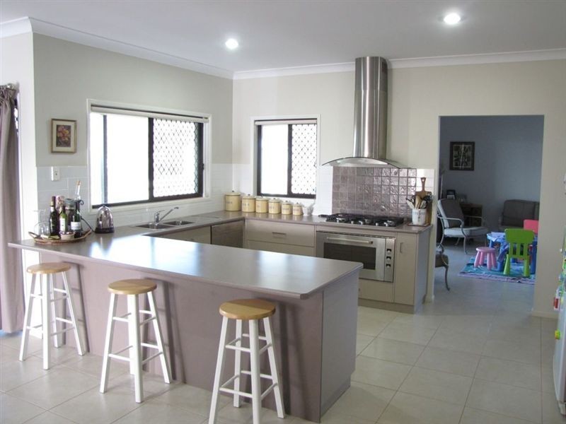 23 Roderick Drive, Toowoomba QLD 4350