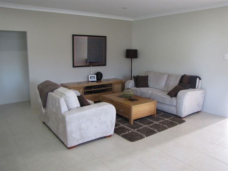 23 Roderick Drive, Toowoomba QLD 4350