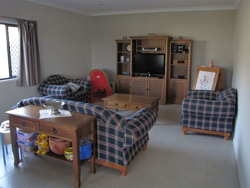 23 Roderick Drive, Toowoomba QLD 4350