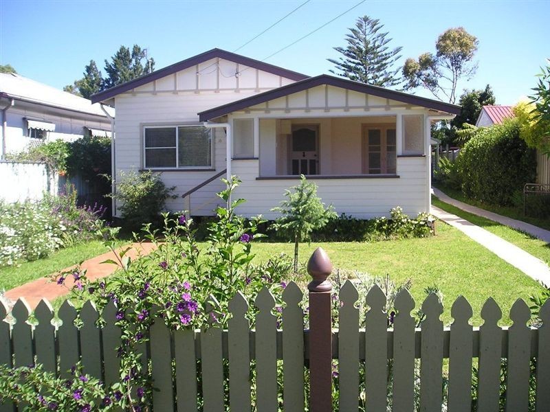 16 Charles Street, Toowoomba QLD 4350