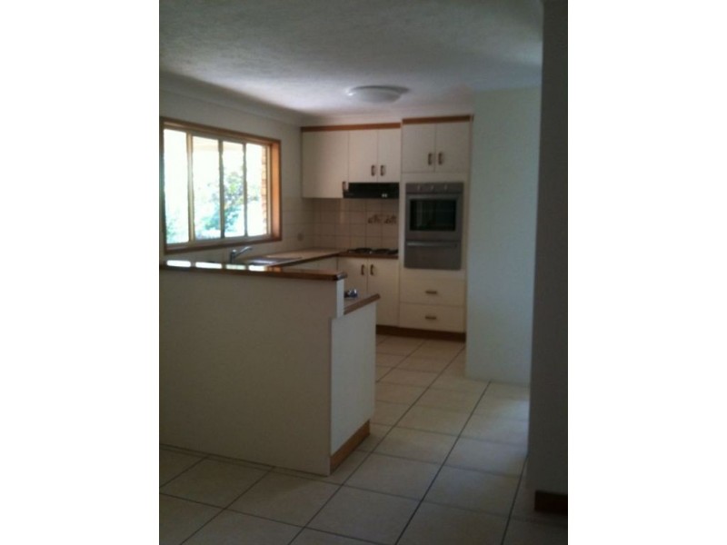 9 Araluen Court, Kearneys Spring QLD 4350