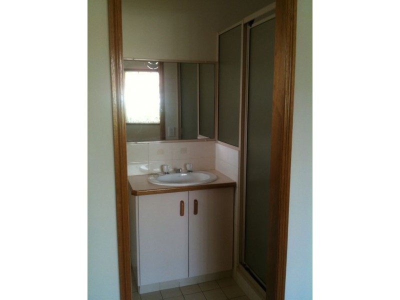 9 Araluen Court, Kearneys Spring QLD 4350