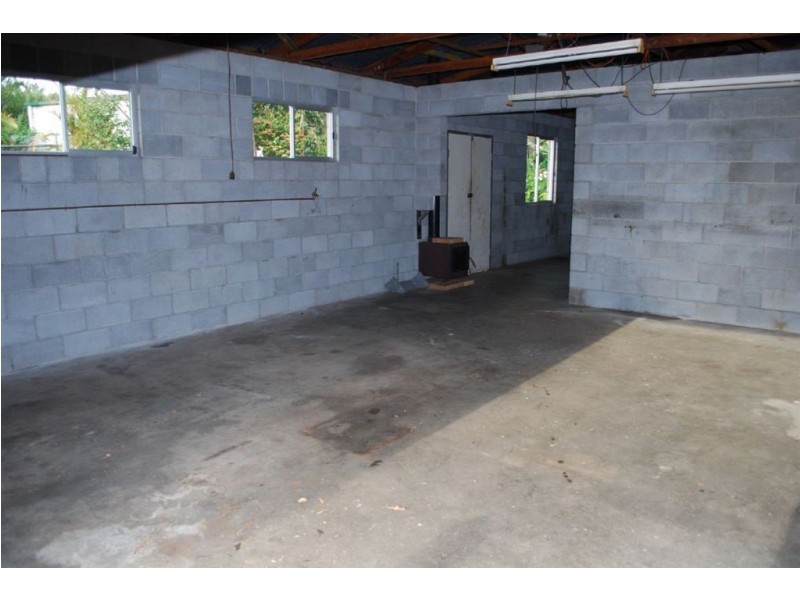 58 Stuart Street, Mount Lofty QLD 4350