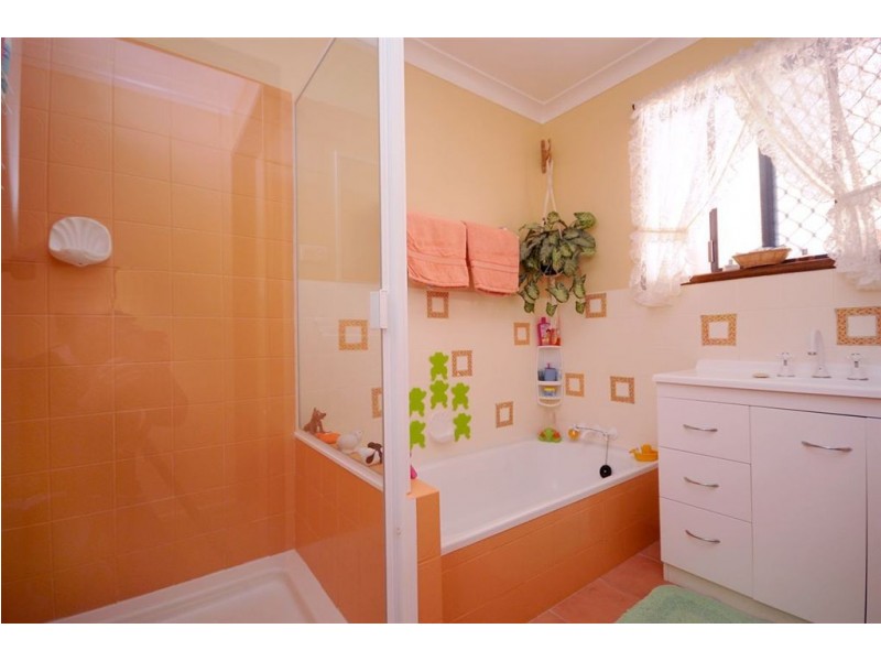 21 Lindberg Street, Wilsonton QLD 4350