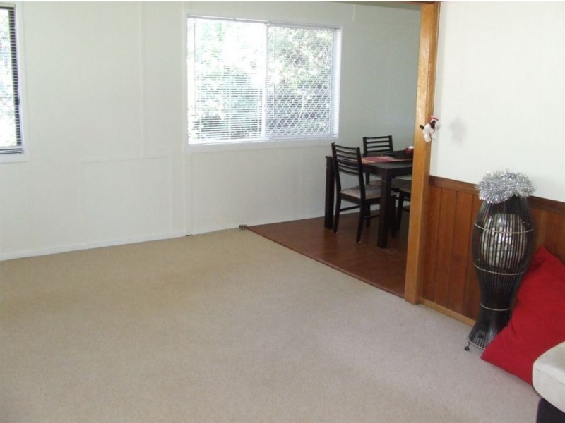 30 Geoffrey Street, Mount Lofty QLD 4350