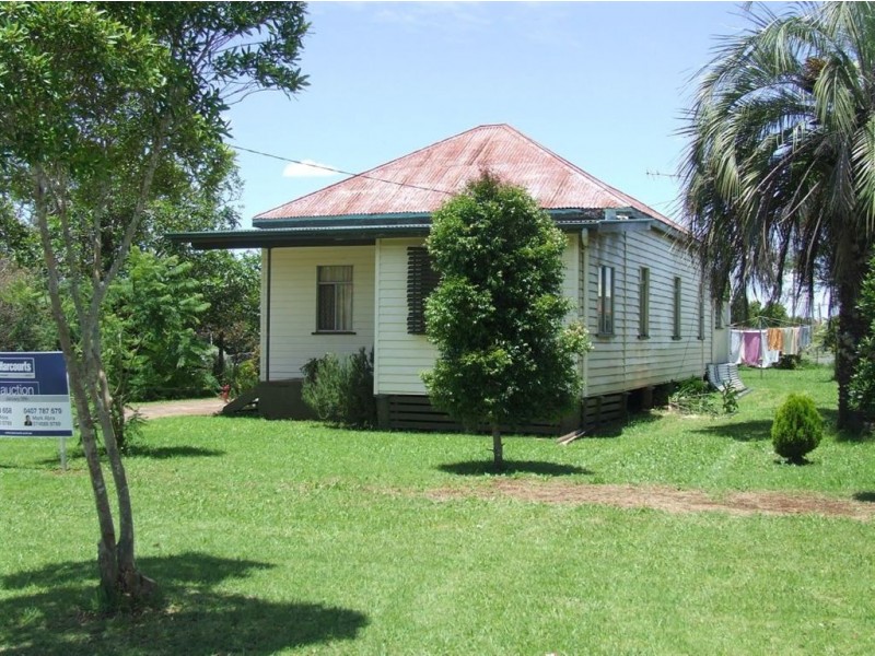 8 Northland Street, Newtown QLD 4350