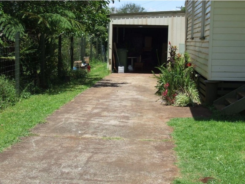 8 Northland Street, Newtown QLD 4350