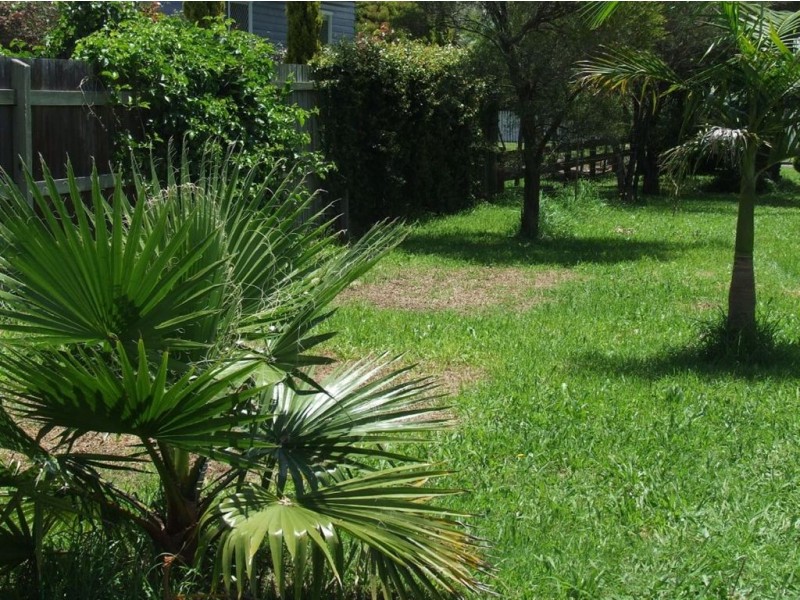 8 Northland Street, Newtown QLD 4350