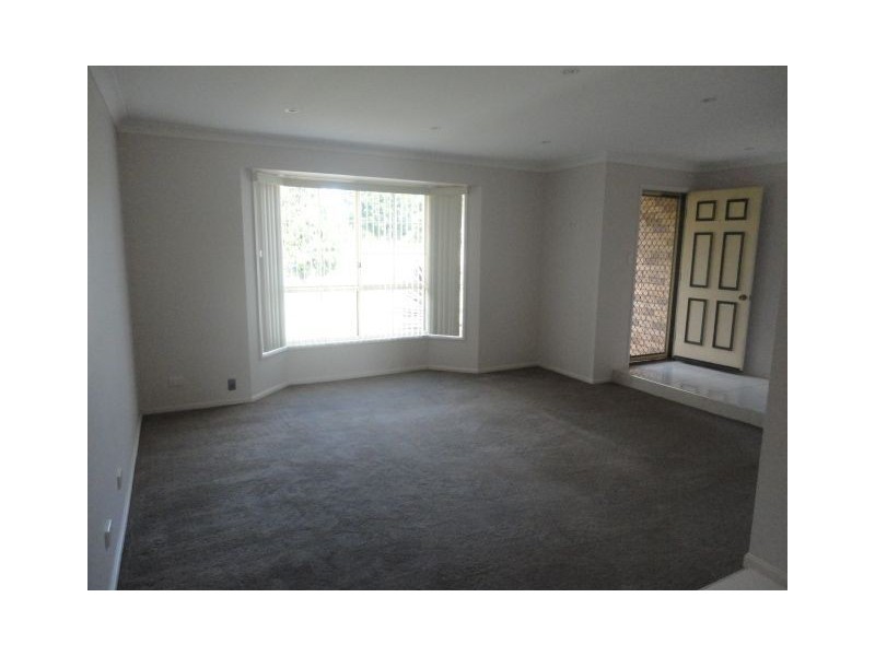 15 Emma Drive, Kearneys Spring QLD 4350