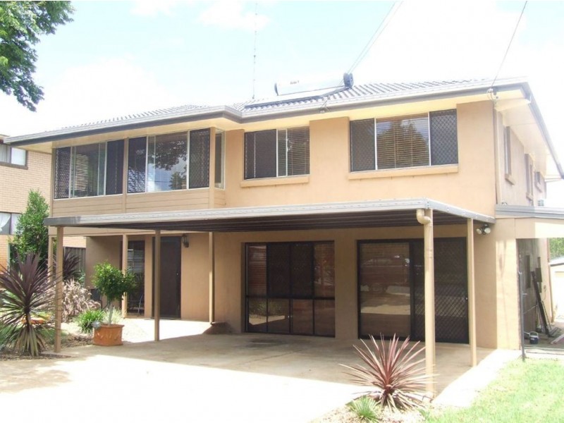 54 Cleary Street, Centenary Heights QLD 4350