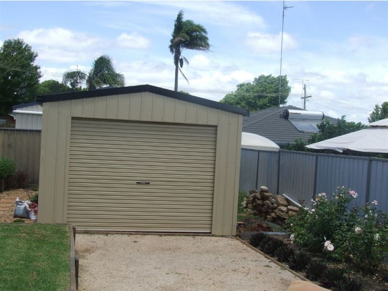 54 Cleary Street, Centenary Heights QLD 4350