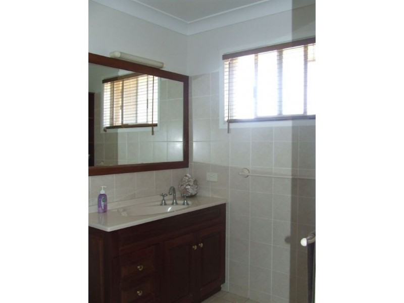 54 Cleary Street, Centenary Heights QLD 4350