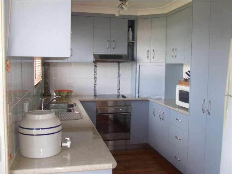 54 Cleary Street, Centenary Heights QLD 4350