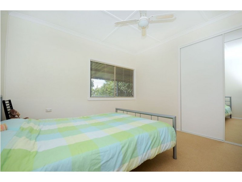 30 Geoffrey Street, Mount Lofty QLD 4350