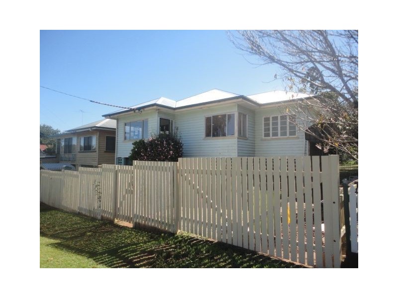 3a Mansford Street, Toowoomba QLD 4350