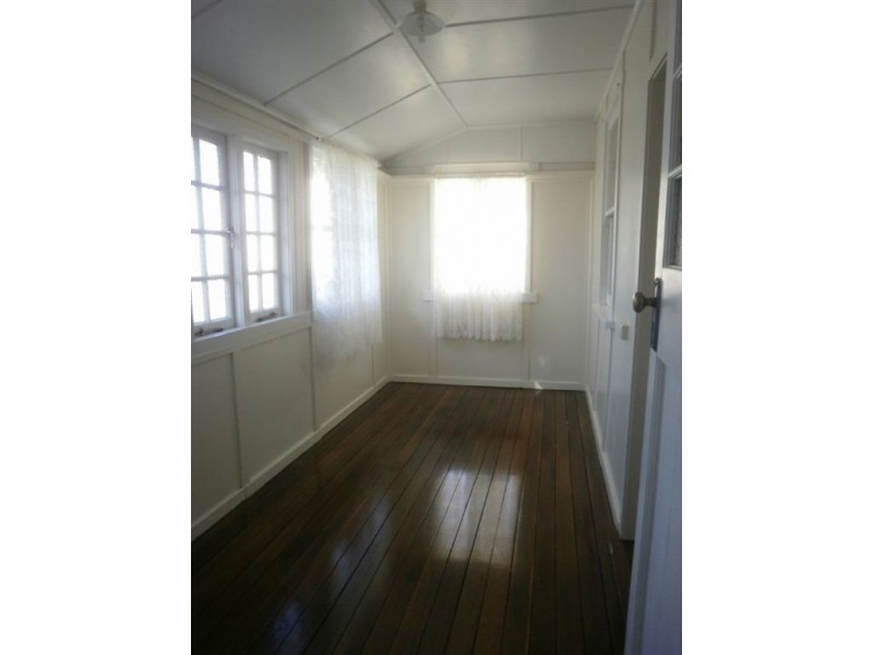 179 Russell Street, Newtown QLD 4350