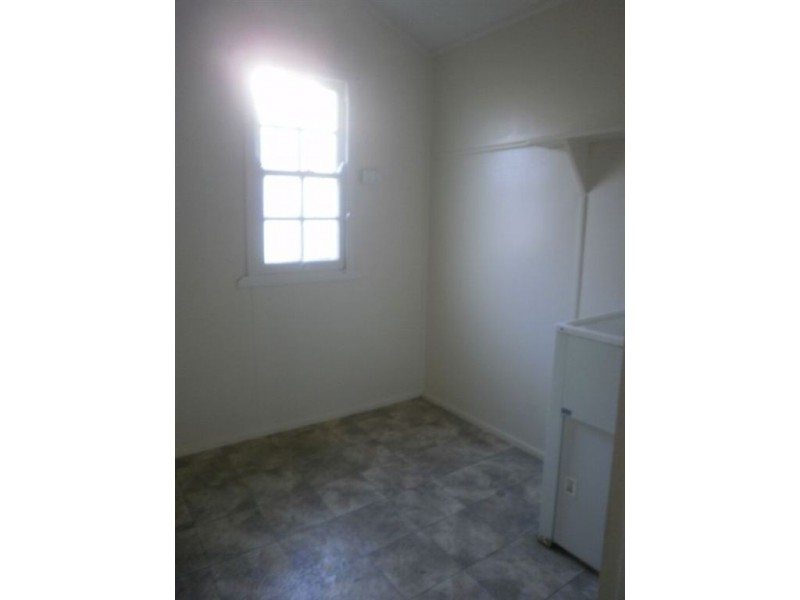 179 Russell Street, Newtown QLD 4350