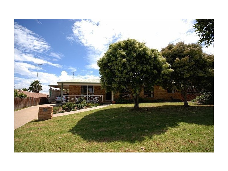 27 Banksia Street, Newtown QLD 4350
